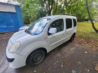 2011 Renault Kangoo II, белый, 675000 рублей, вид 2