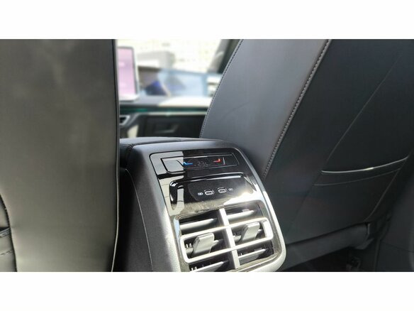 2026 Volkswagen Tiguan L Pro III (China Market), чёрный, 5099000 рублей - вид 21