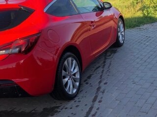 2012 Opel Astra GTC J Рестайлинг, красный, 850000 рублей, вид 3