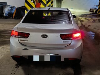 2010 Kia Cerato Koup II, серый, 670000 рублей, вид 5