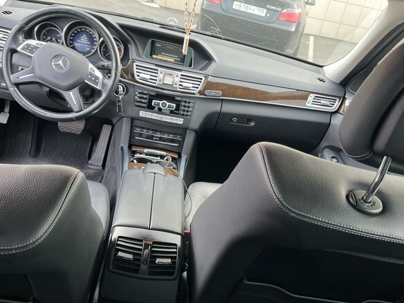 2014 Mercedes-Benz E-Класс 250 CDI IV (W212, S212, C207) Рестайлинг, чёрный, 1950000 рублей - вид 5