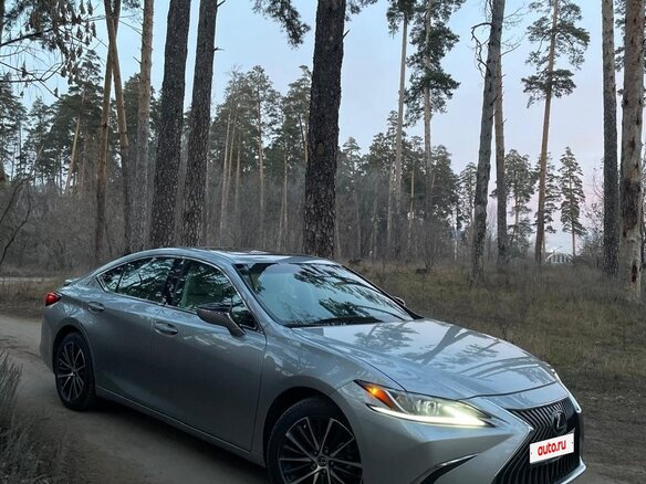 2024 Lexus ES 300h VII Рестайлинг, серый, 5500000 рублей - вид 6