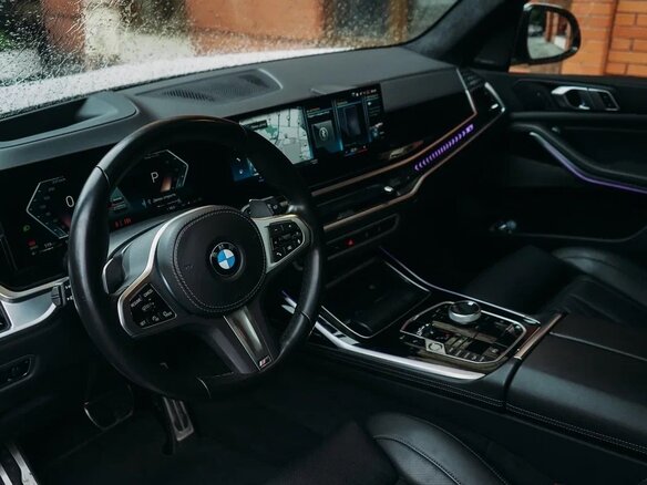 2022 BMW X7 40d I (G07) Рестайлинг, белый, 12500000 рублей - вид 10
