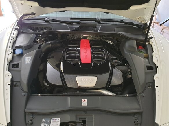 2012 Porsche Cayenne Diesel II (958), белый - вид 10