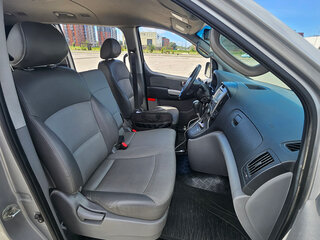 2011 Hyundai Grand Starex I, серый, 1490000 рублей, вид 5