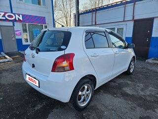 2006 Toyota Vitz II (XP90), белый, 450000 рублей, вид 5