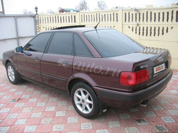 1992 Audi 80 V (B4), красный, 990000 рублей - вид 1