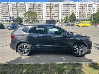2023 Volkswagen Tayron I Рестайлинг, серый, 2100070 рублей, вид 3