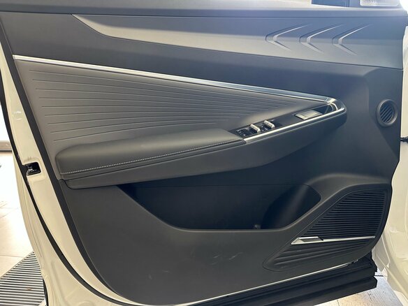 2026 Geely Cityray, белый - вид 5