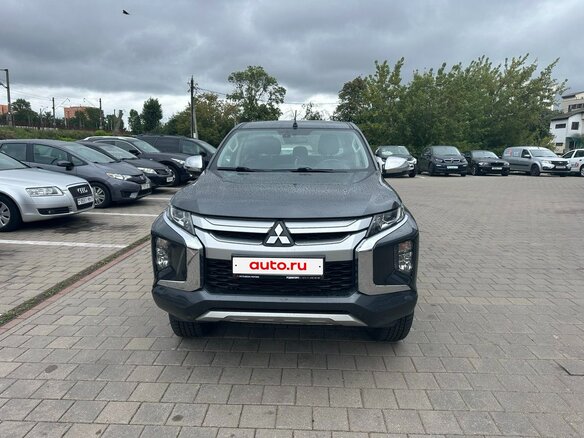 2019 Mitsubishi L200 V Рестайлинг, серый, 2800000 рублей