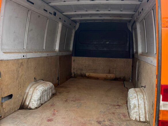 1998 Mercedes-Benz Sprinter, оранжевый, 999999 рублей - вид 2