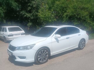 2013 Honda Accord IX, белый, 1550000 рублей, вид 1