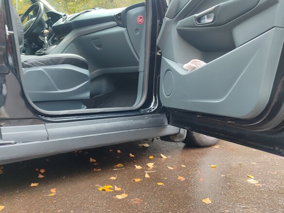 2010 Ford C-MAX II, чёрный, 800000 рублей - вид 9