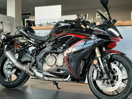2025 QJMotor SRK 600 RC, чёрный, 699000 рублей, вид 5