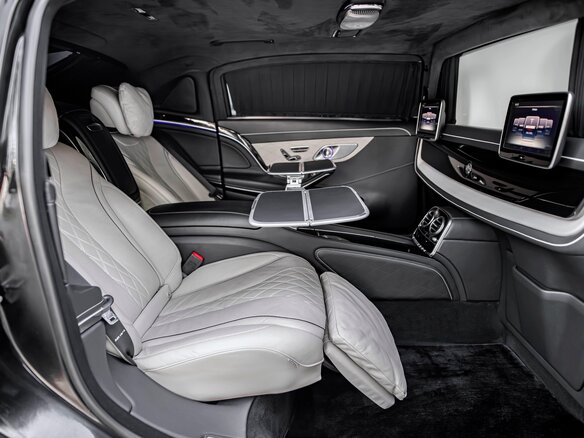 2016 Mercedes-Benz Maybach S-Класс 500 I (X222), чёрный, 12500000 рублей - вид 3