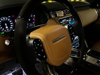 2020 Land Rover Range Rover IV Рестайлинг, чёрный, 9100000 рублей, вид 5