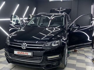 2012 Volkswagen Touareg II, чёрный, 2150000 рублей, вид 3