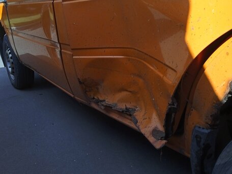 2000 Mercedes-Benz Sprinter Classic, оранжевый, 390000 рублей, вид 2
