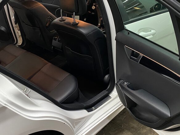 2012 Mercedes-Benz C-Класс 180 III (W204) Рестайлинг, белый - вид 10