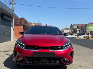 2022 Kia K3 II Рестайлинг, красный, 2800000 рублей, вид 2