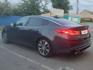 2018 Kia Optima IV, серый, 1850000 рублей, вид 5