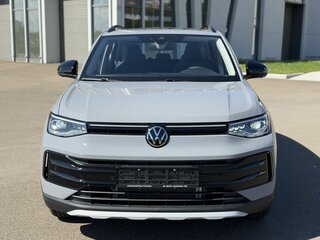2026 Volkswagen Tharu XR 300 TSI, серый, 2990000 рублей, вид 2