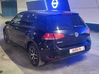 2013 Volkswagen Golf VII, чёрный, 1230000 рублей, вид 3