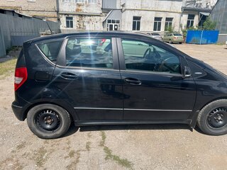 2010 Mercedes-Benz A-Класс 160 II (W169) Рестайлинг, чёрный, 725000 рублей, вид 3