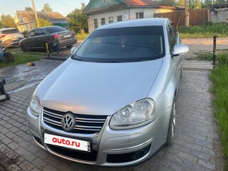 2006 Volkswagen Jetta V, серебристый, 650000 рублей, вид 2