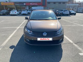 2015 Volkswagen Polo V Рестайлинг, коричневый, 800000 рублей, вид 2