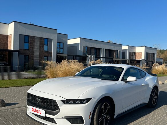 2024 Ford Mustang VII, белый, 4100000 рублей - вид 3