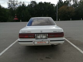 1989 Toyota Crown VIII (S130), белый, 390000 рублей, вид 4