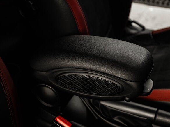 2019 Mini Hatch JCW III (F55/F56) Рестайлинг, зелёный, 2500000 рублей - вид 19