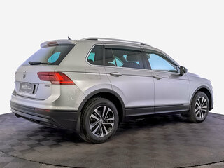 2019 Volkswagen Tiguan II, серебристый, 2450000 рублей, вид 5