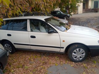 1997 Toyota Caldina I Рестайлинг, белый, 360000 рублей, вид 2