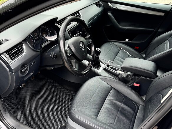 2013 Skoda Octavia III (A7), чёрный, 1000000 рублей - вид 6