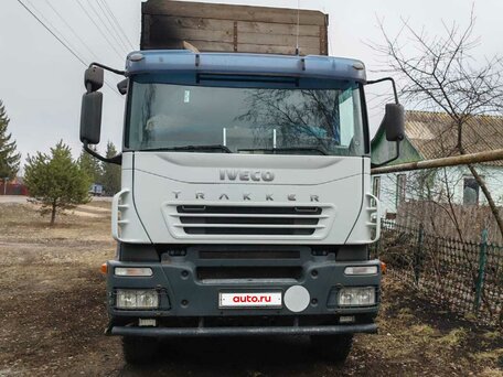 2007 Iveco Trakker, белый, 3050000 рублей, вид 3