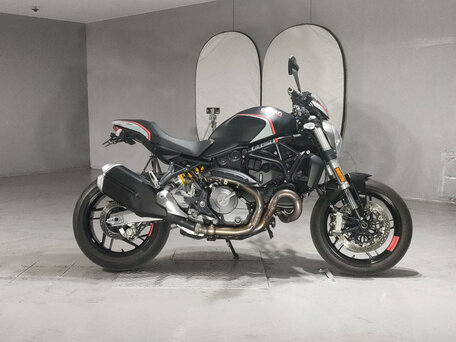 2019 Ducati Monster 821, чёрный, 685000 рублей, вид 3