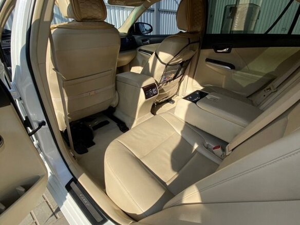 2014 Toyota Camry VII (XV50) Рестайлинг, белый, 2150000 рублей - вид 15