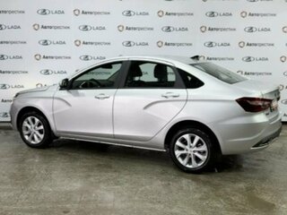 2026 Lada (ВАЗ) Vesta I Рестайлинг (NG), серебристый, 1880000 рублей, вид 3