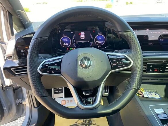 2022 Volkswagen Golf VIII, серый - вид 9