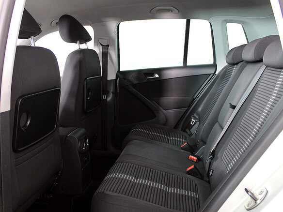 2010 Volkswagen Tiguan I, серебристый - вид 12