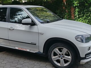 2009 BMW X5 4.8i II (E70), белый, 1699000 рублей, вид 2