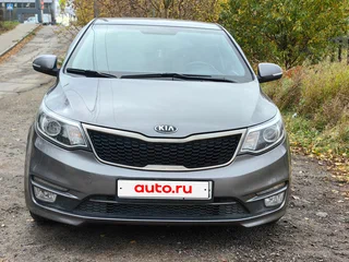 2015 Kia Rio III Рестайлинг, серый, 920000 рублей, вид 1