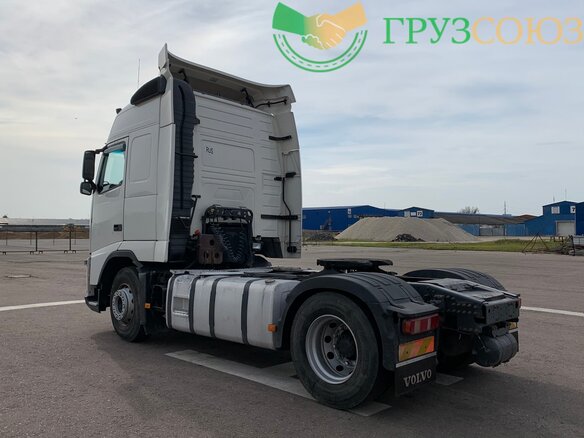 2011 Volvo FH, белый - вид 6