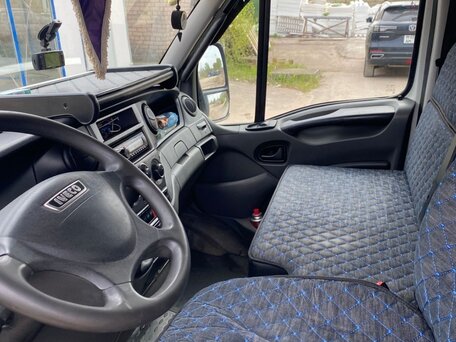 2013 Iveco Daily, белый, 2000000 рублей, вид 3