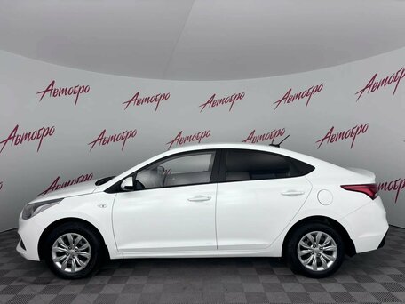 2018 Hyundai Solaris II, белый, 1139000 рублей, вид 2