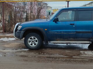 2000 Nissan Patrol V (Y61), синий, 730000 рублей, вид 2
