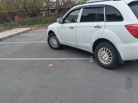 2015 Lifan X60 I, белый, 555555 рублей - вид 4