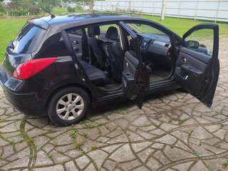 2011 Nissan Tiida I Рестайлинг, коричневый, 695000 рублей, вид 3